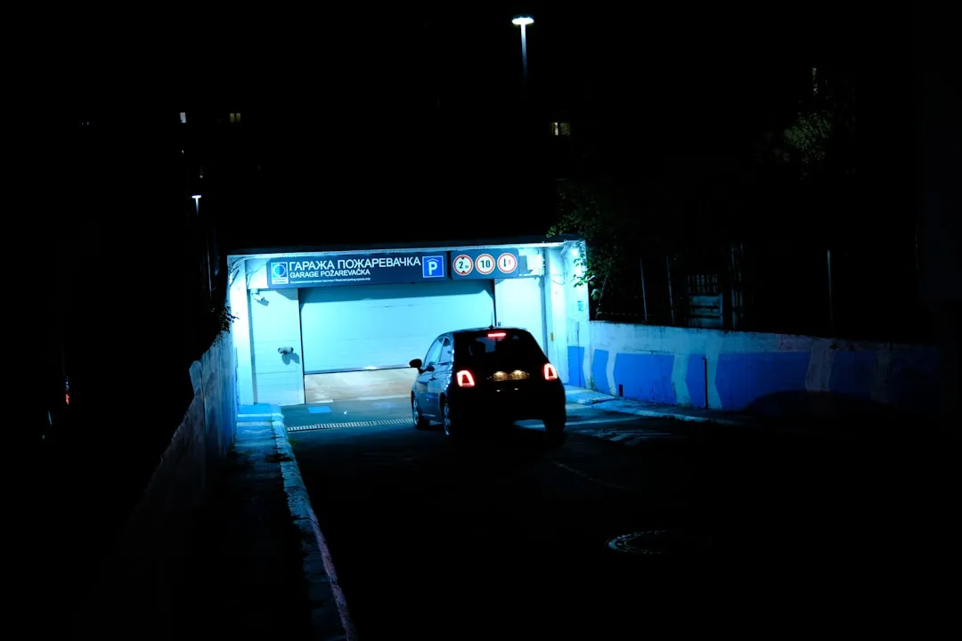 企业级无线AP与路由器选型对比：性能与安全性的平衡之道封面图